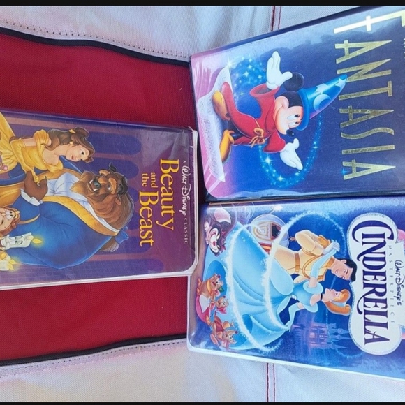 Disney VHS Set Bundle - Picture 3 of 4